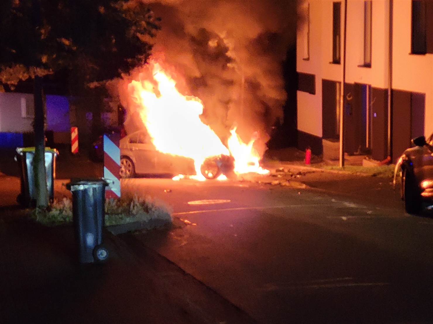 Autofahrer betrunken durch Stadt zwei Verkehrsunfälle