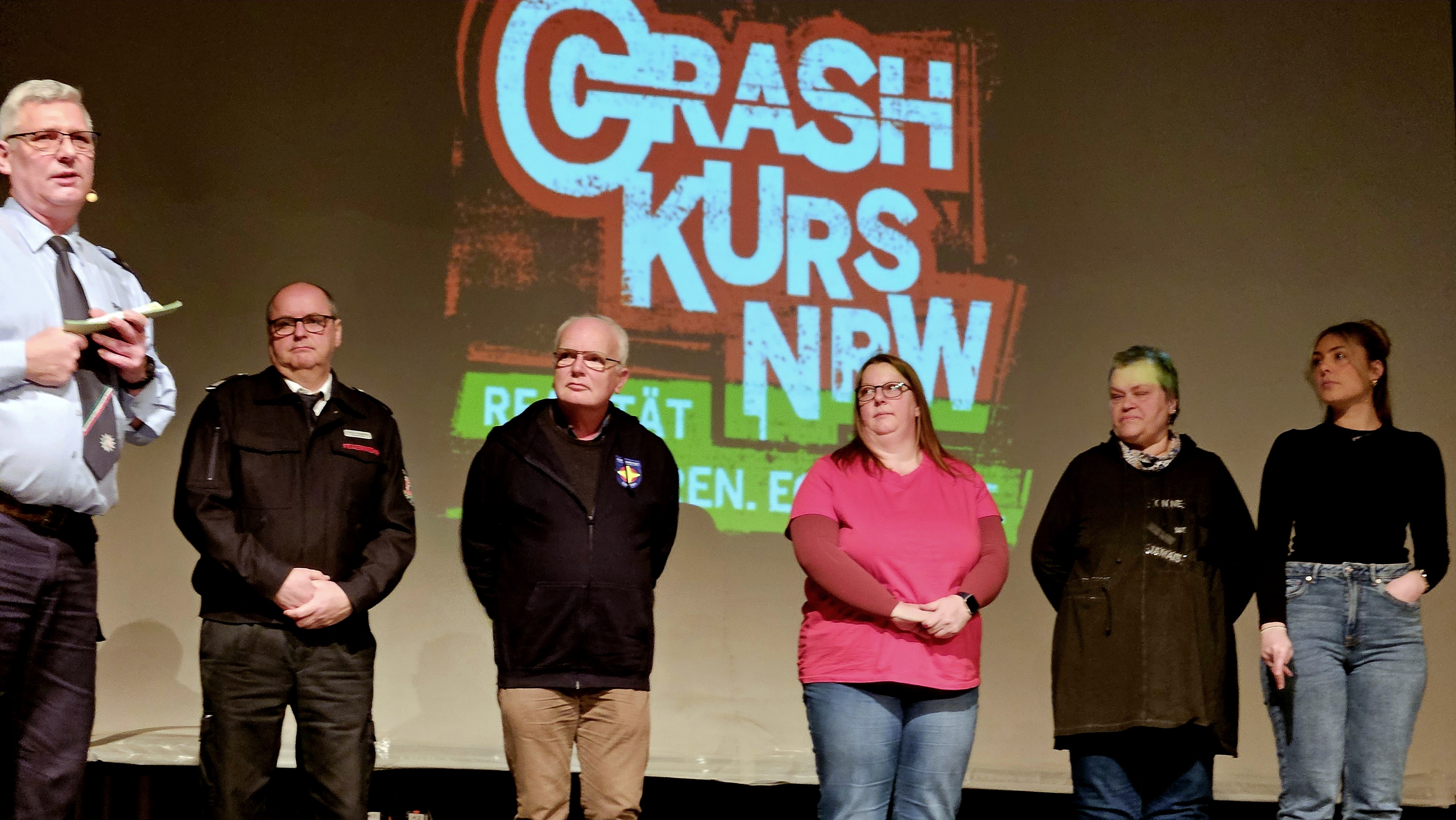 Personen, die bei Crash Kurs sprechen