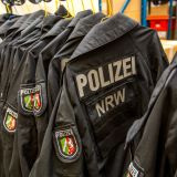 Uniform Kleiderstange